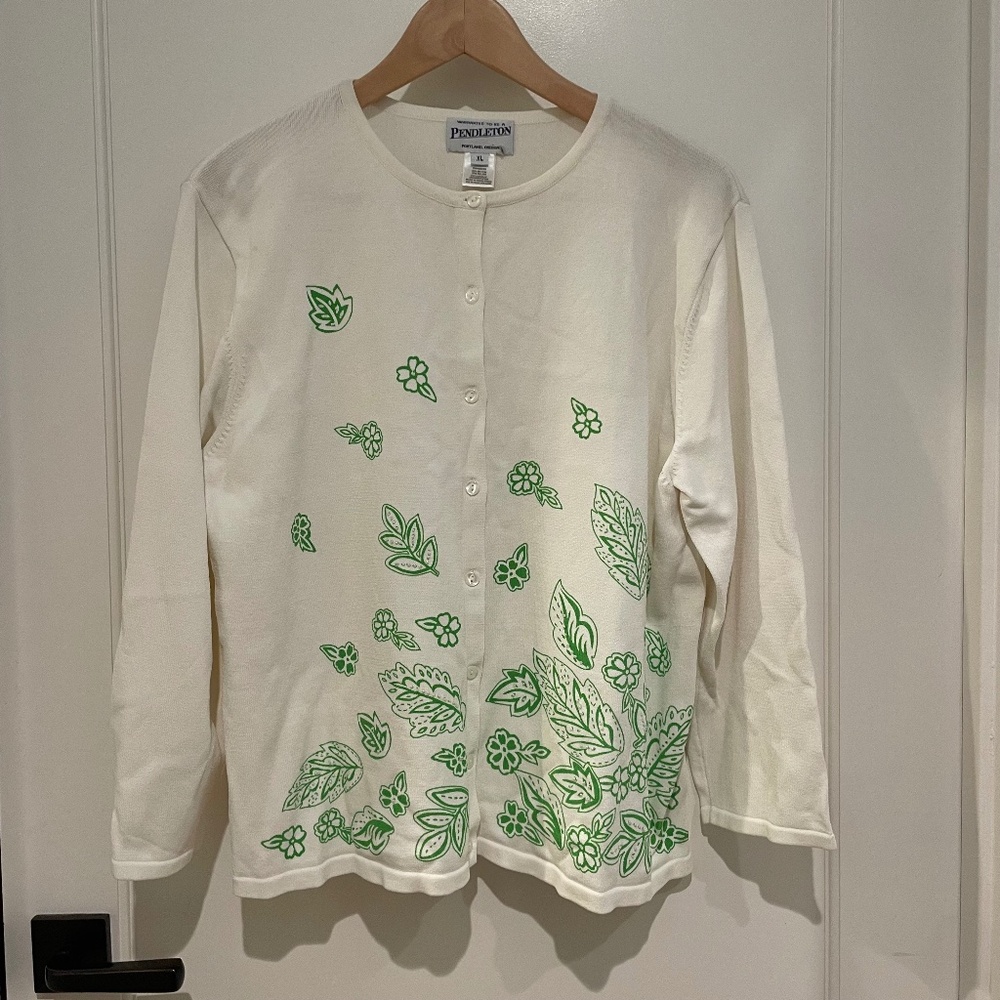 Vintage Pendleton Cardigan Floral Leaf Pattern
